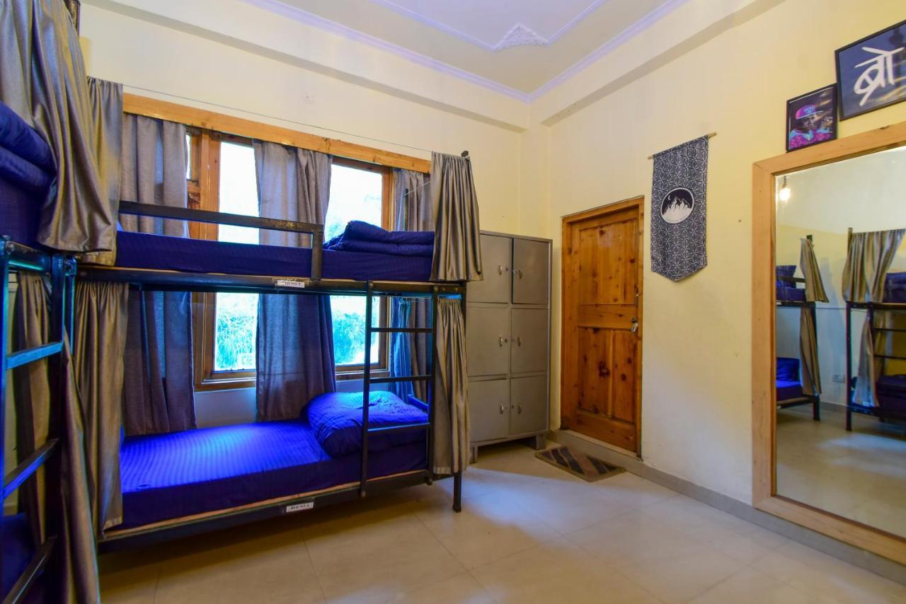 Perkup Hostel Касол Екстериор снимка